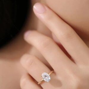 oval-shaped-solitaire-metal-ring