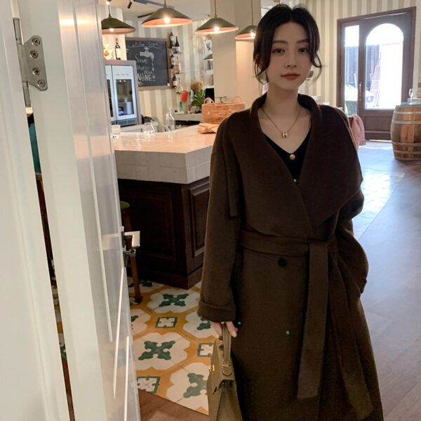 Women's Large Lapel Pure Color Tied Warm Reversible Woolen Coat - Image 10