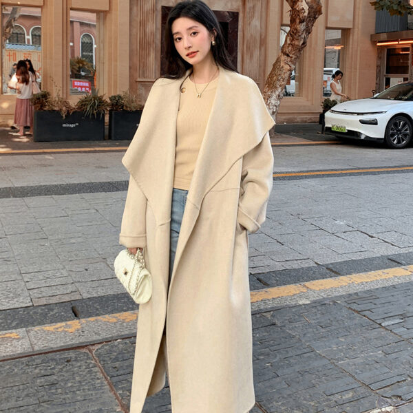 Women's Large Lapel Pure Color Tied Warm Reversible Woolen Coat - Image 4